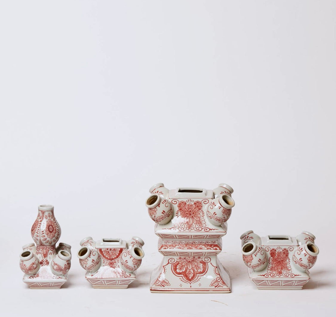 Antique Coral Tulipiere