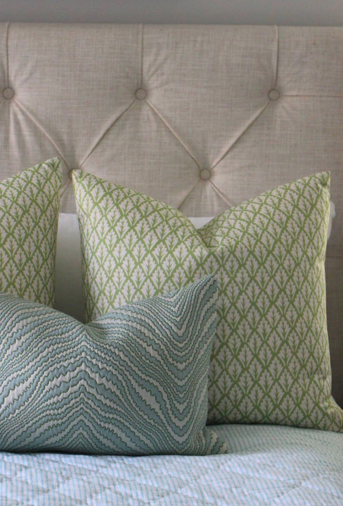 Chevron Ripple Lumbar Pillow