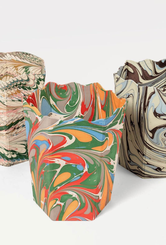 Margot Marbled Scallop Waste Basket